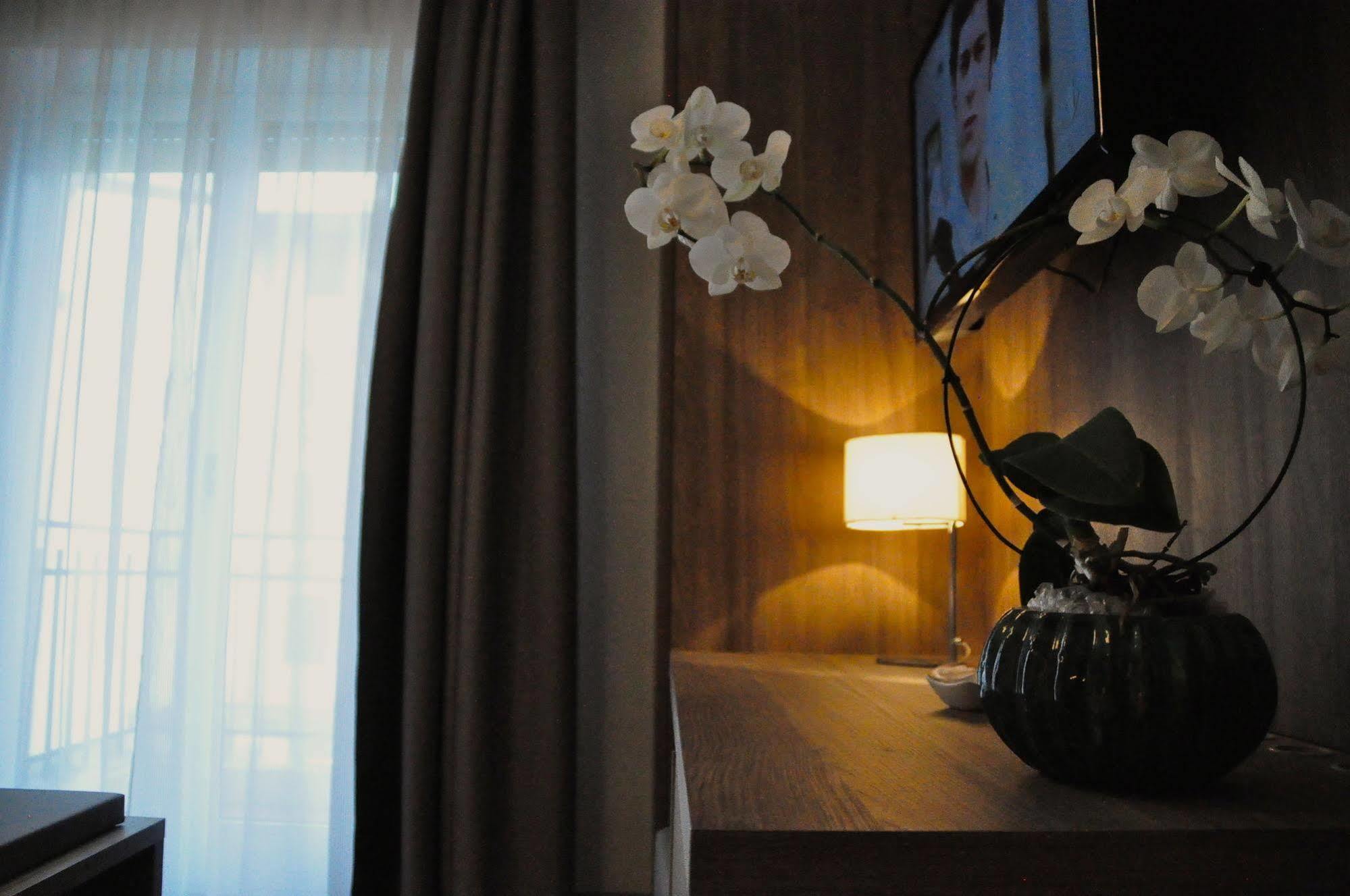 Hotel Regina Γκράντο Εξωτερικό φωτογραφία