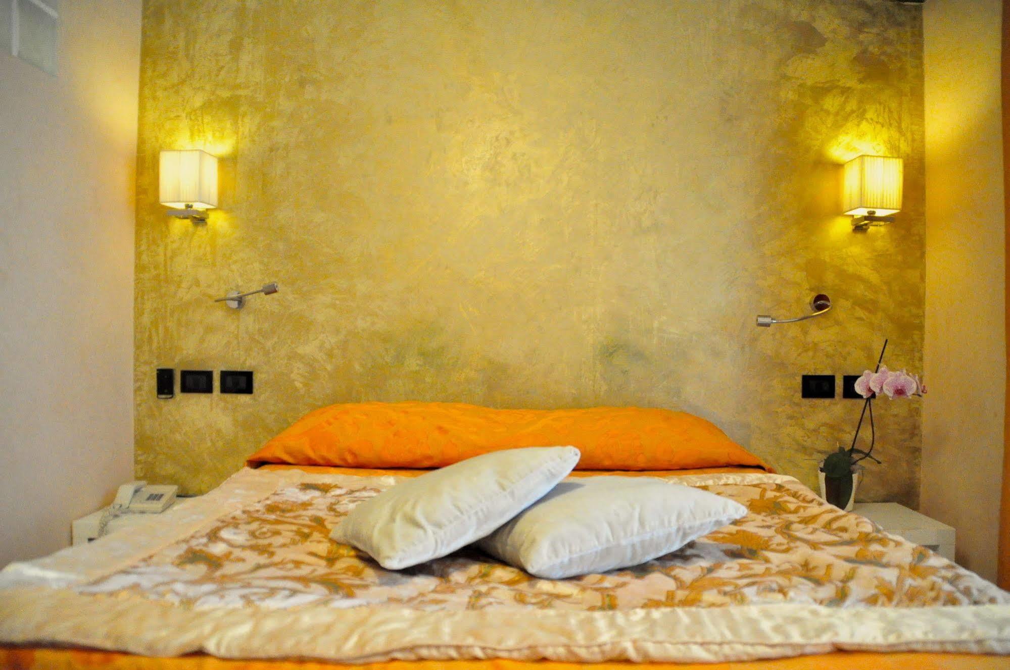 Hotel Regina Γκράντο Εξωτερικό φωτογραφία